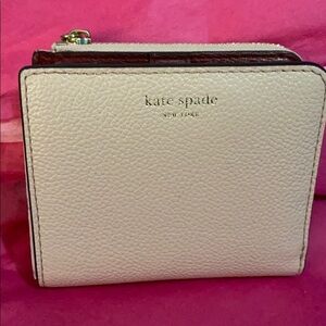 NWT 🔥 Brand new Kate Spade ♠️ mall bifold wallet